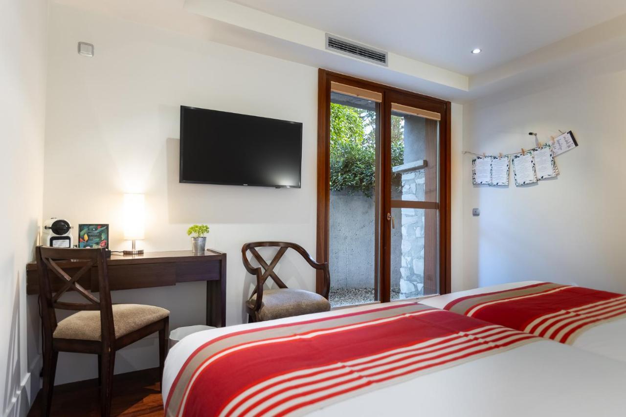 Hotel Rio Bidasoa Хондарибия Екстериор снимка