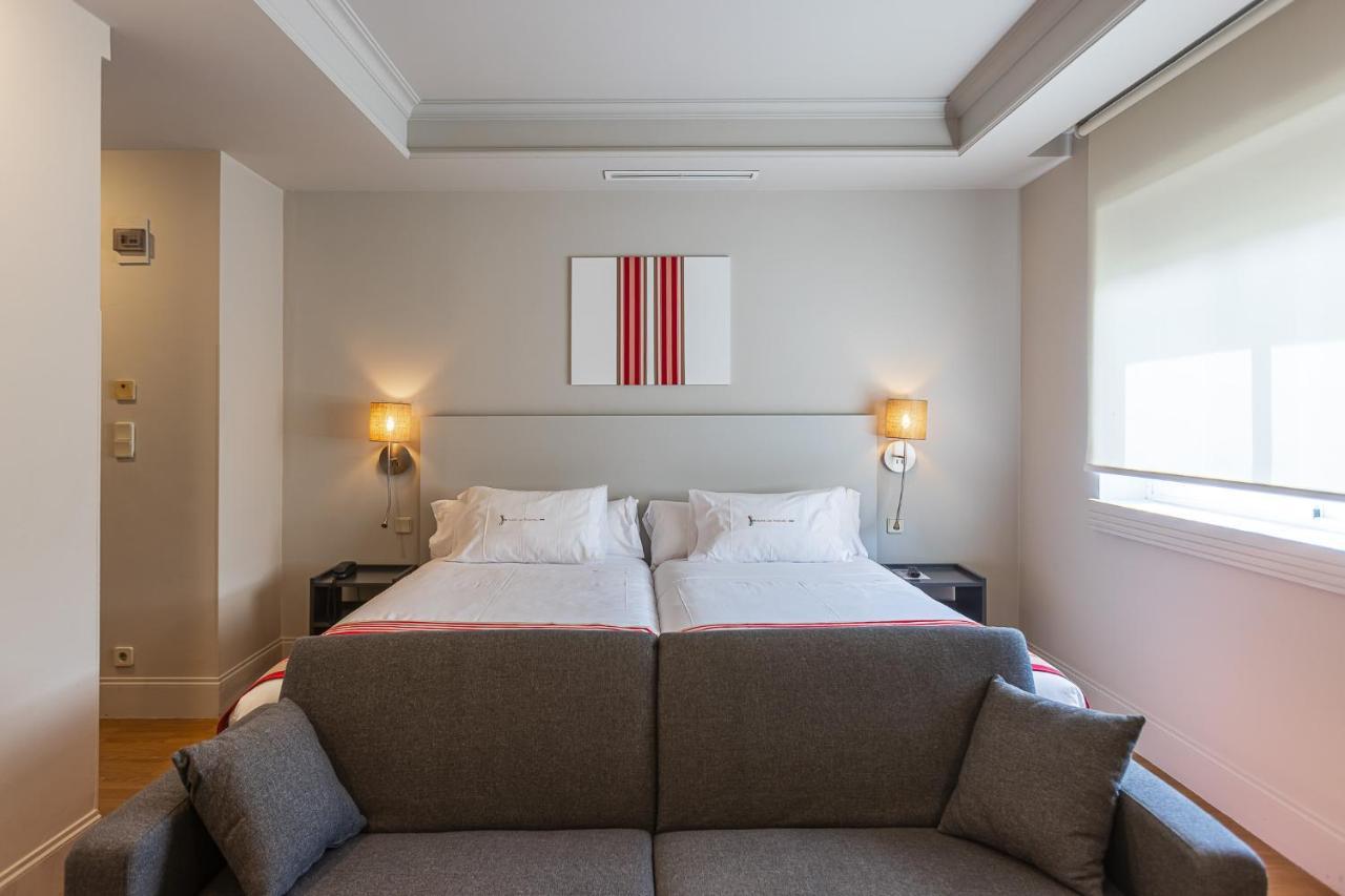 Hotel Rio Bidasoa Хондарибия Екстериор снимка