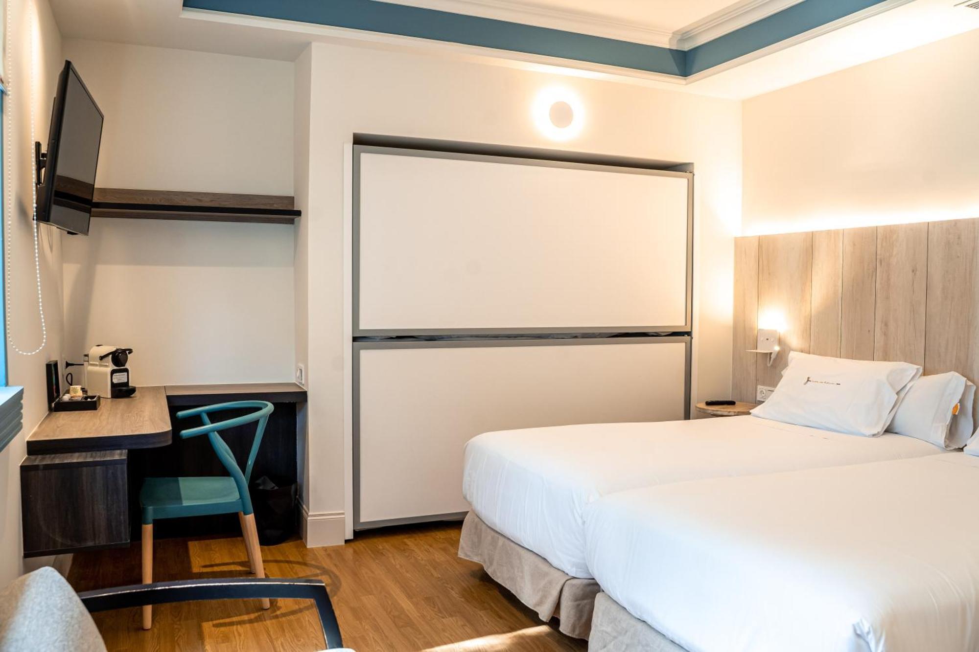Hotel Rio Bidasoa Хондарибия Екстериор снимка