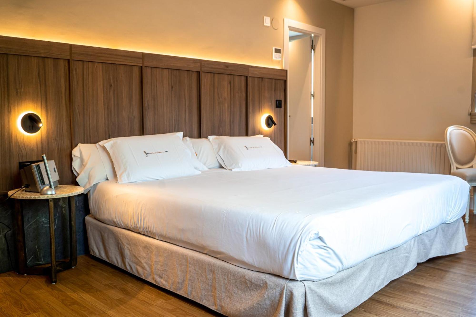 Hotel Rio Bidasoa Хондарибия Екстериор снимка