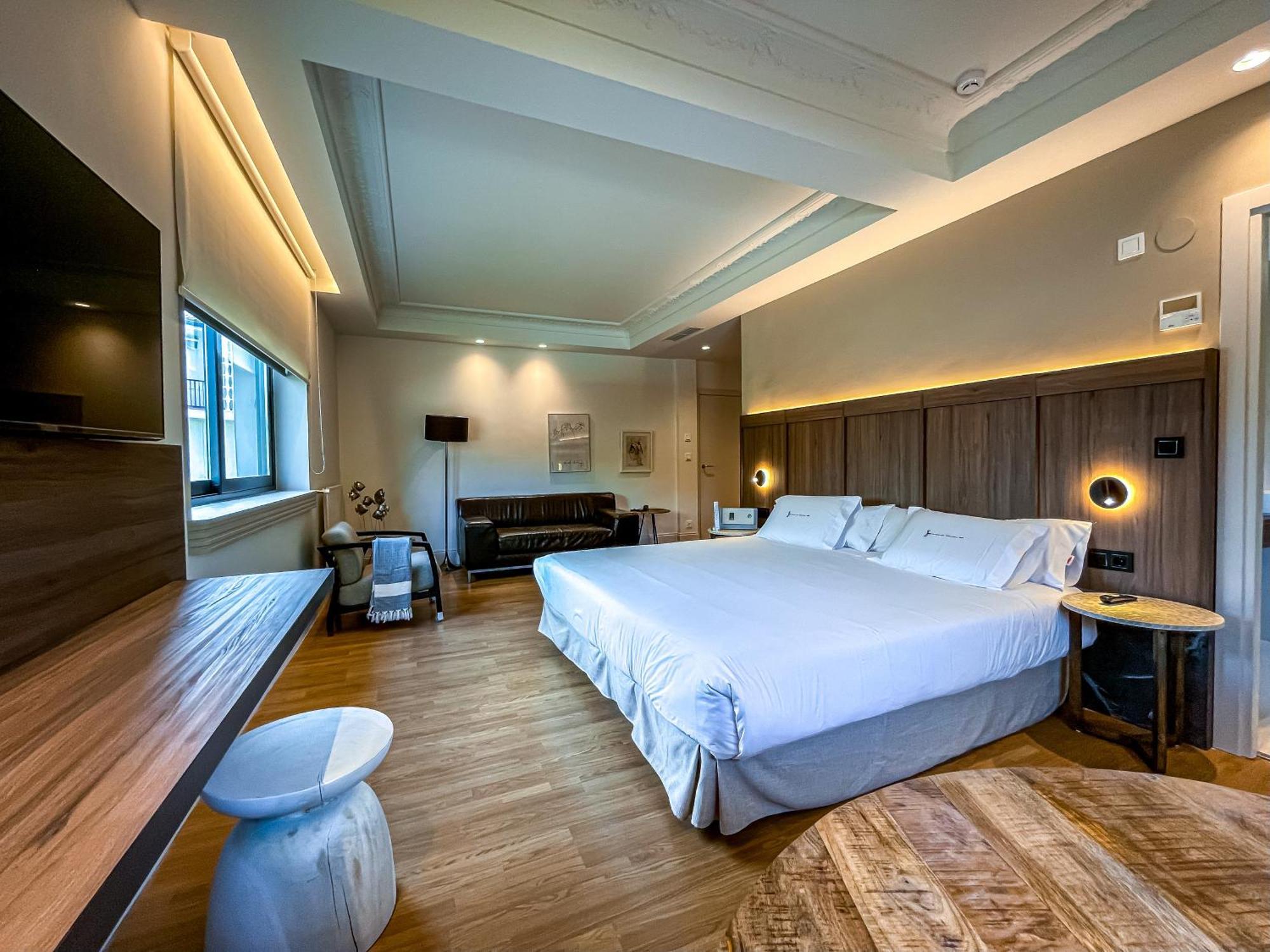 Hotel Rio Bidasoa Хондарибия Екстериор снимка