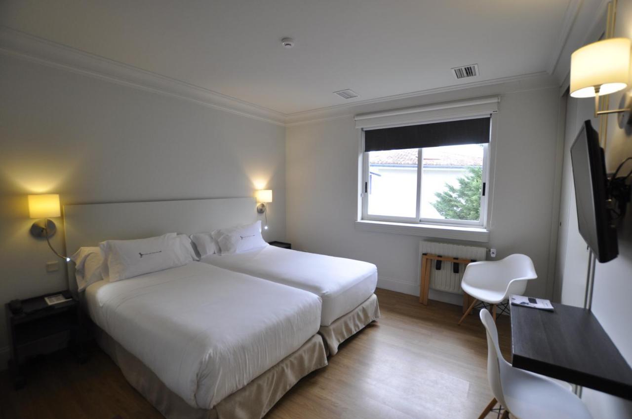 Hotel Rio Bidasoa Хондарибия Екстериор снимка